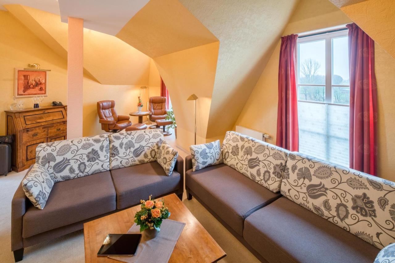Hotel Altes Zollhaus 4*
